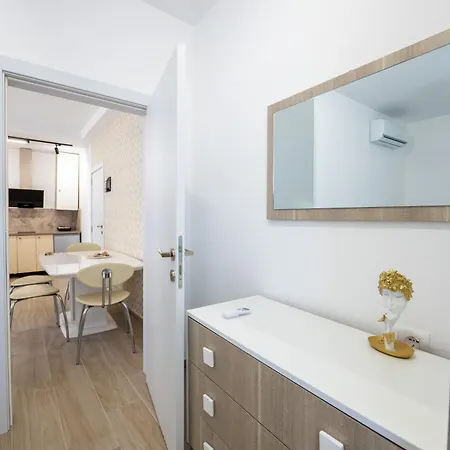 Al Mare Саранда